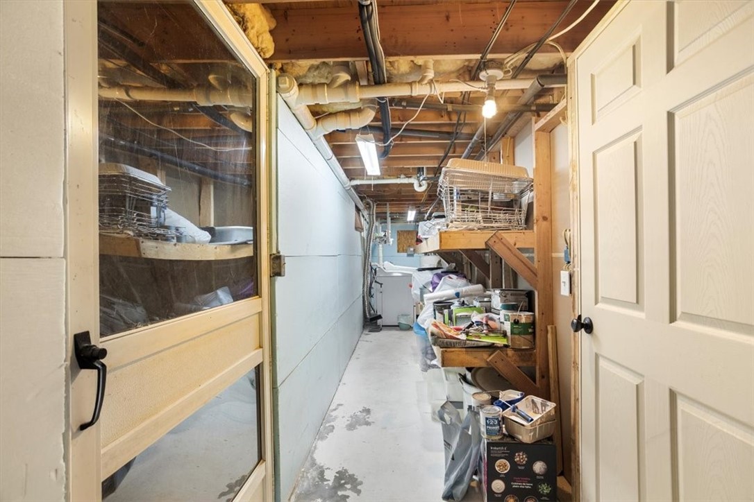 Sterling, Connecticut 06377, United States, 2 Bedrooms Bedrooms, ,1 BathroomBathrooms,Residential,Active,174329