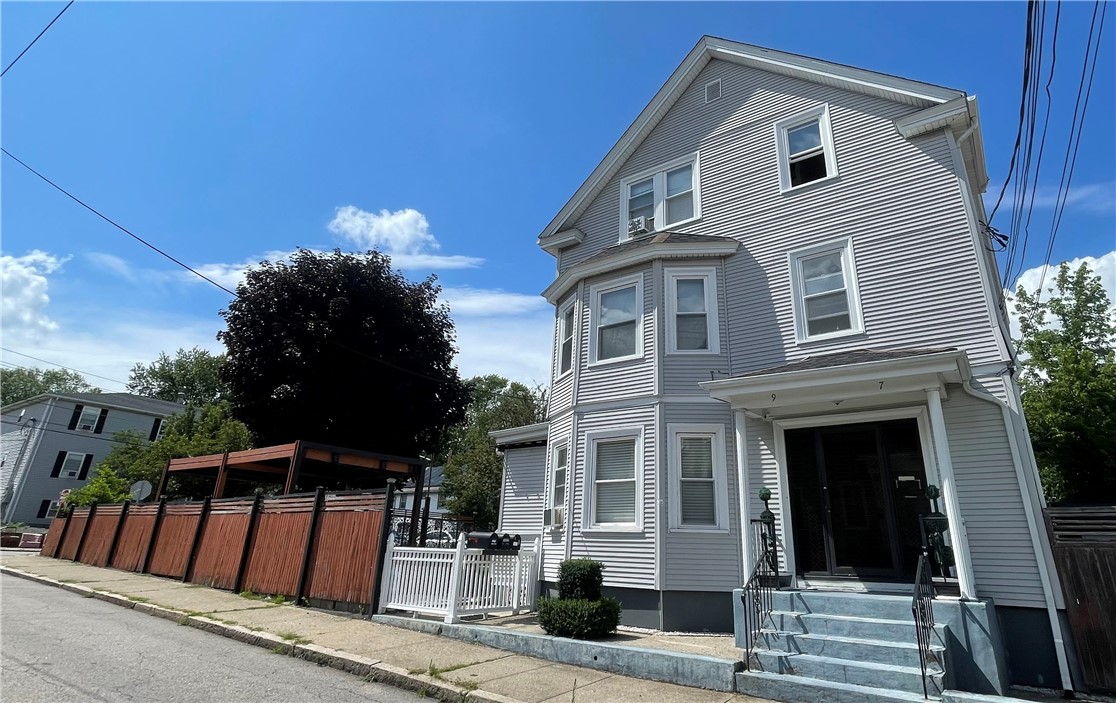 7 Brown Street