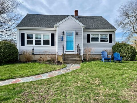 182 Newport Avenue Middletown RI 02842