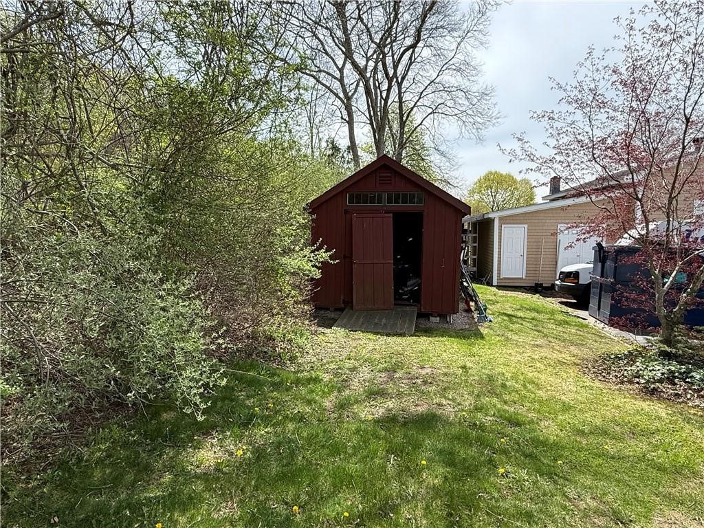 1 Edgewood Avenue