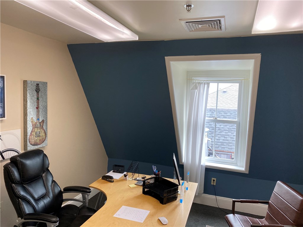 East Greenwich, Rhode Island 02818, United States, ,Residential,Pending,77250