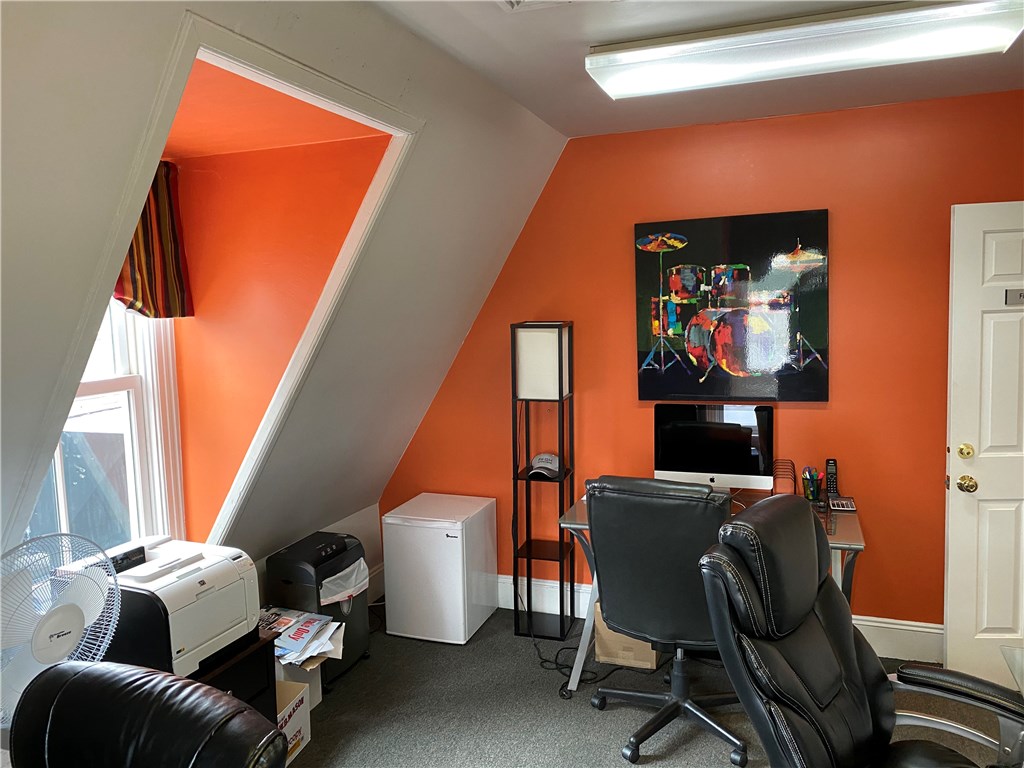 East Greenwich, Rhode Island 02818, United States, ,Residential,Pending,77250