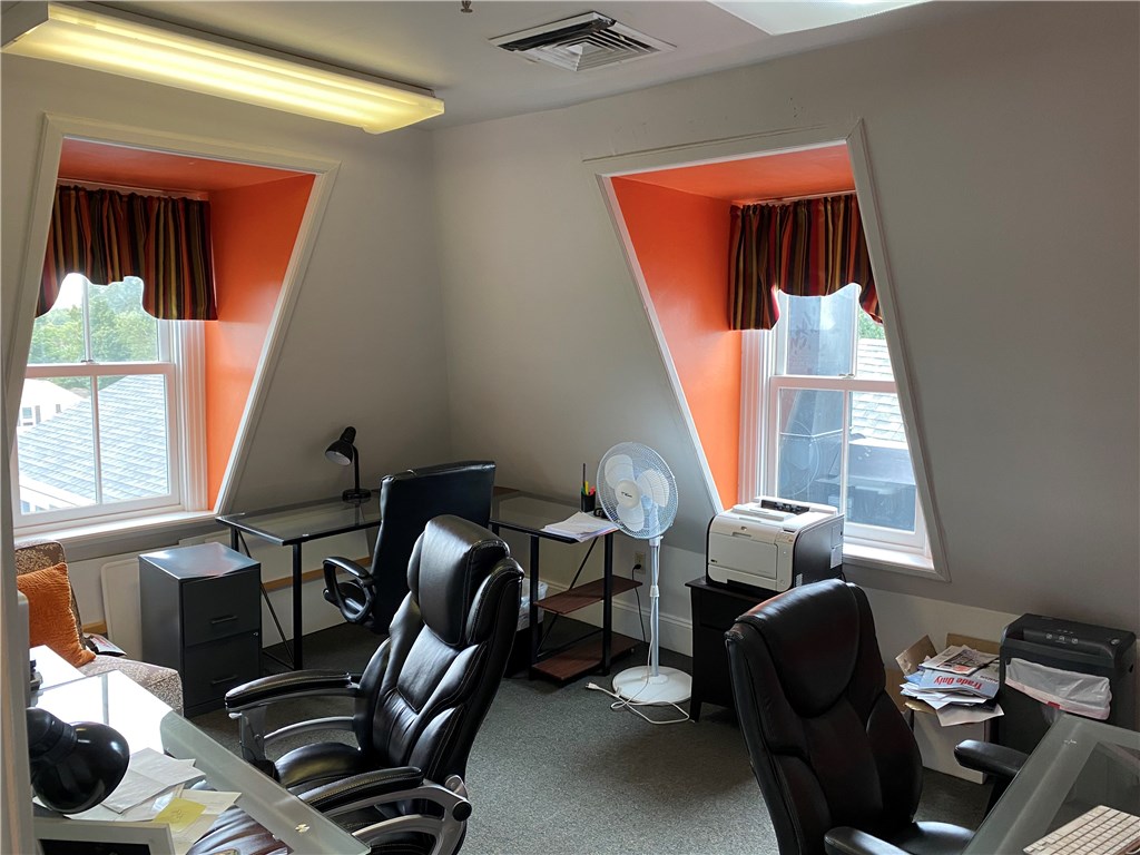 East Greenwich, Rhode Island 02818, United States, ,Residential,Pending,77250