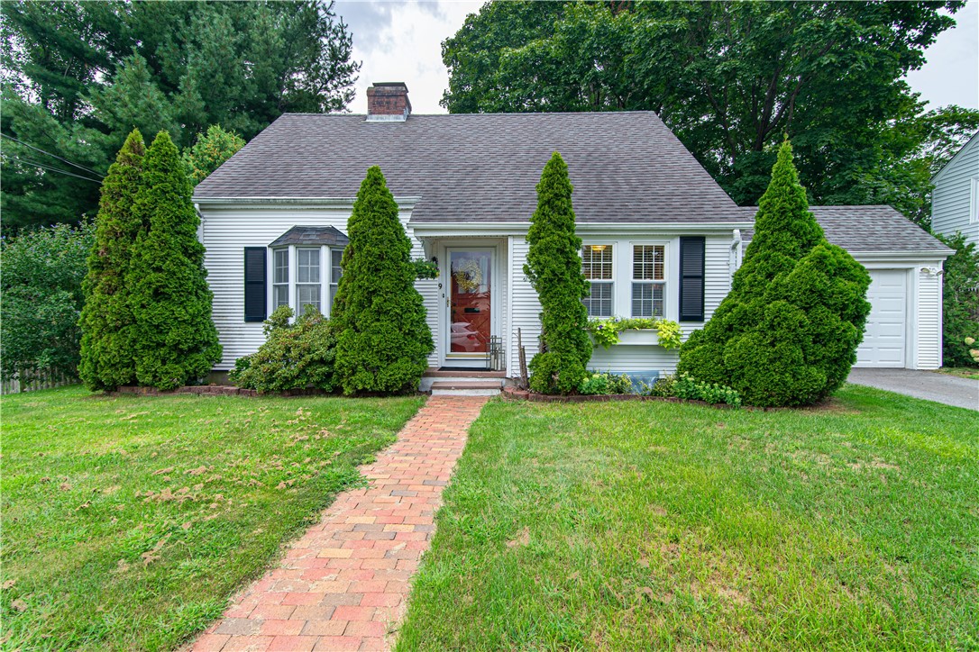 View East Providence, RI 02915 house