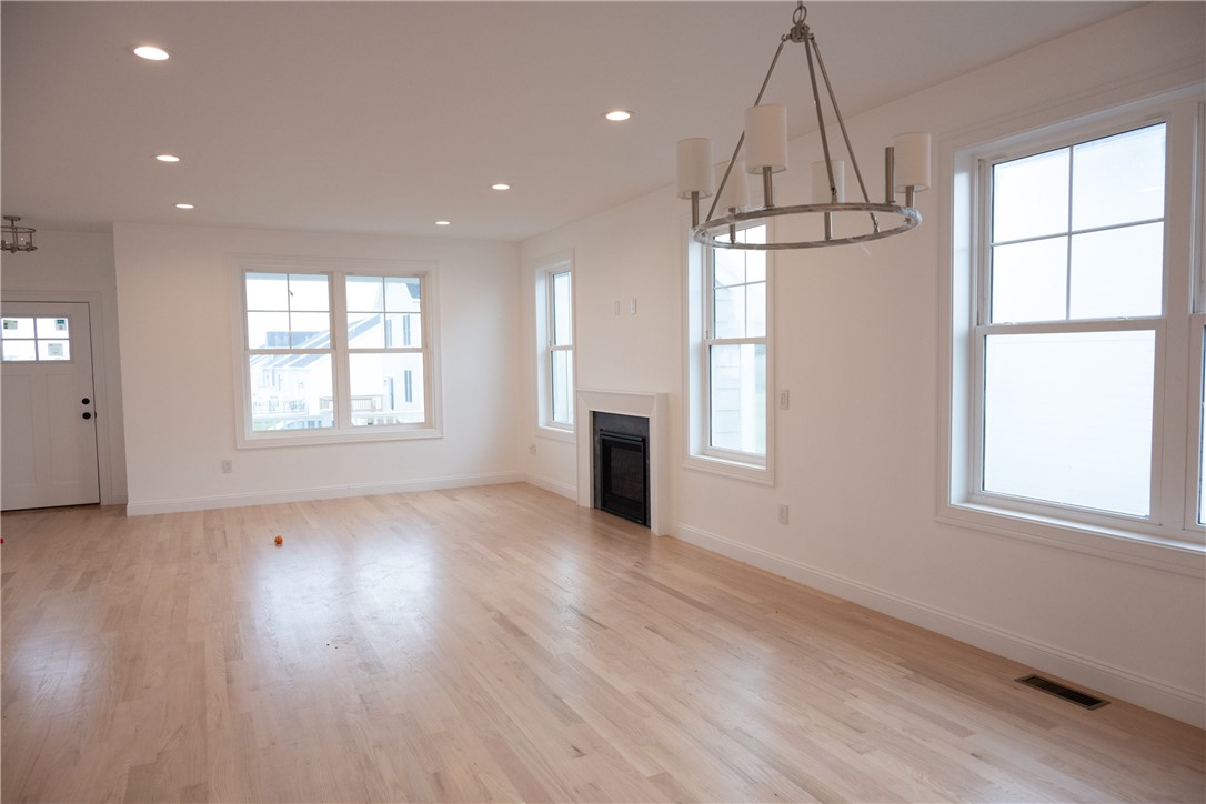 35 Bunker Hill Crossing