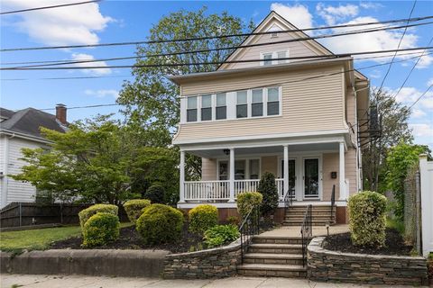 61 Grace Street Cranston RI 02910