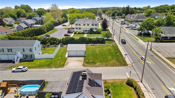 3055 E MAIN RD, PORTSMOUTH, RI 02871 - Image caa477b2a1eb87e695d1e17fb743c5e2/113057657