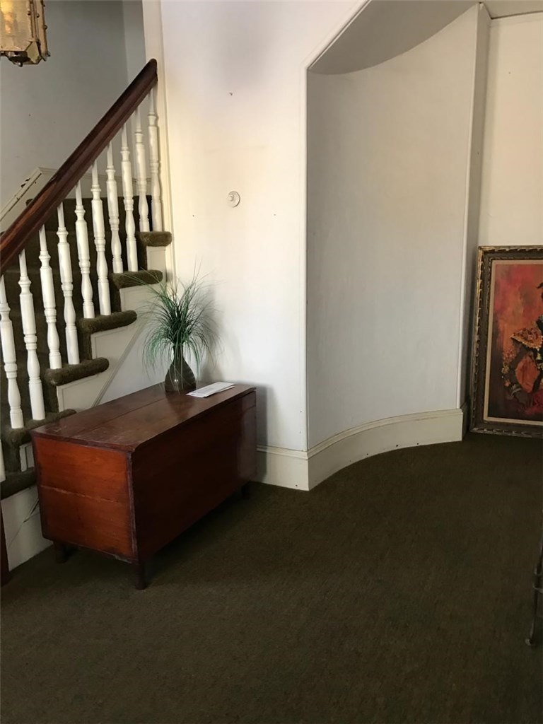 44 Constitution Street 2