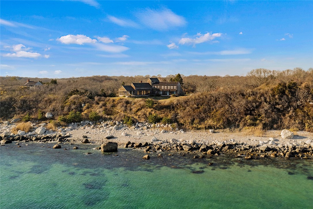 1635 Isabella Beach Road