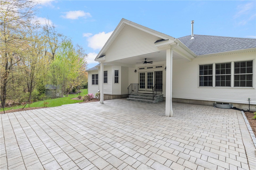 Cranston, Rhode Island, 02921, United States, 3 Bedrooms Bedrooms, ,3 BathroomsBathrooms,Residential,Active,2043797
