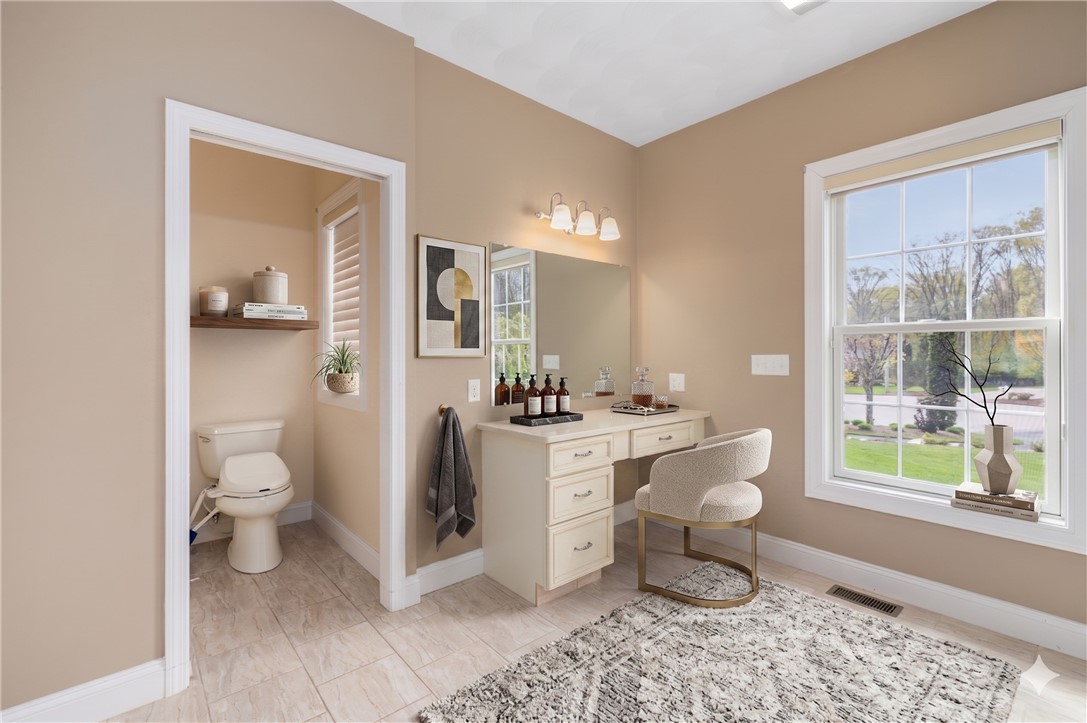 Cranston, Rhode Island, 02921, United States, 3 Bedrooms Bedrooms, ,3 BathroomsBathrooms,Residential,Active,2043797