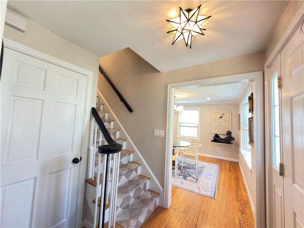11 Beech Tree Road