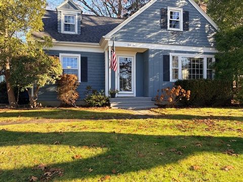 46 Bowden Avenue Barrington RI 02806
