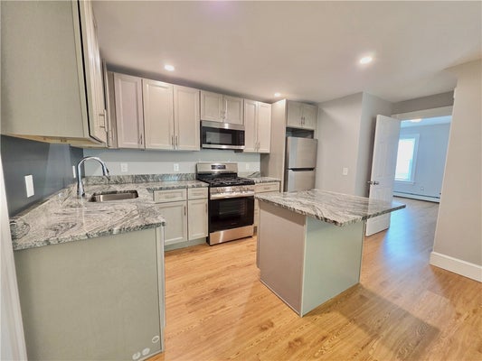 5 GREYSTONE AVE, NORTH PROVIDENCE, RI 02911 - Image cba4317cbf044470df8d573a4bfec5aa/1317625093