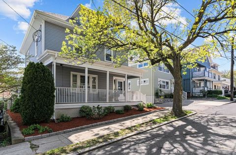 Single Family Residence in Providence RI 21 Lewis Street.jpg