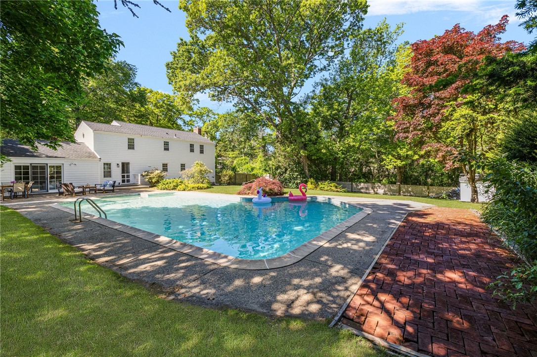 9 Conway Drive