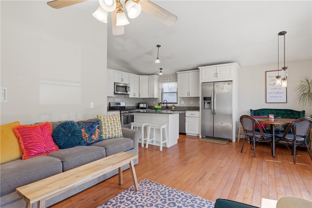 29 Morning Glory Road