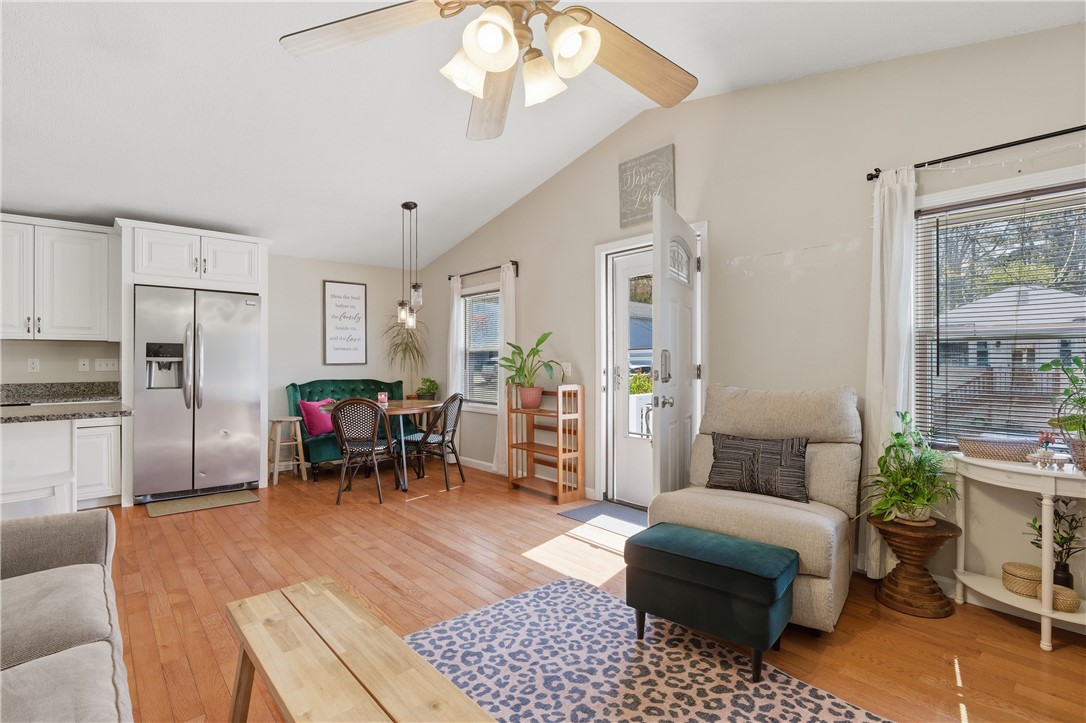 29 Morning Glory Road