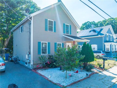 8 Arnold Avenue Lincoln RI 02865