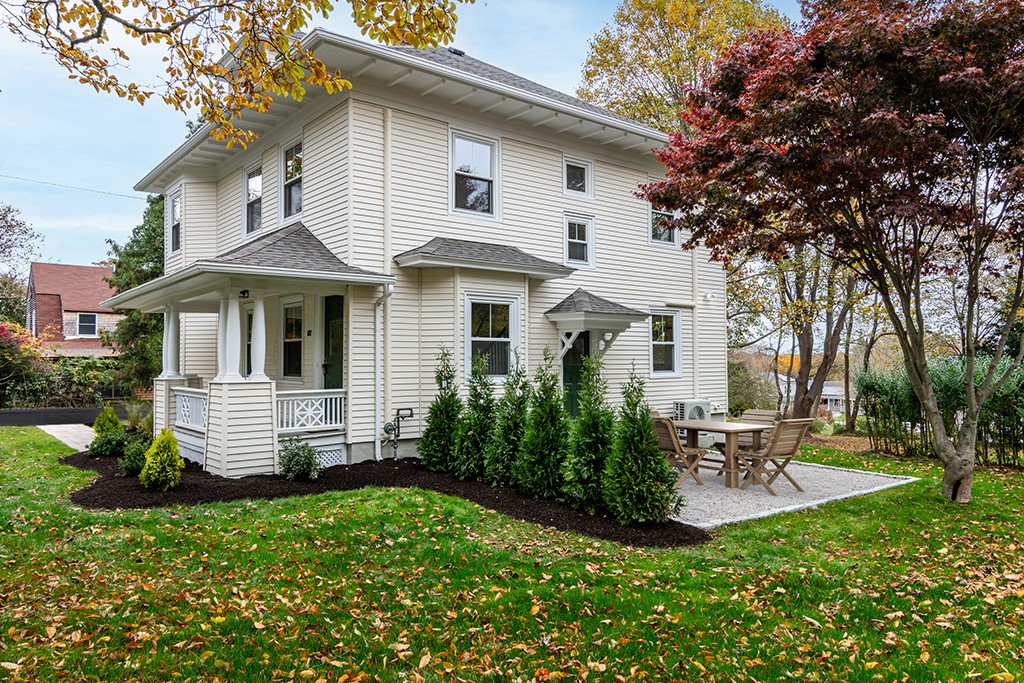 612 Warwick Neck Avenue