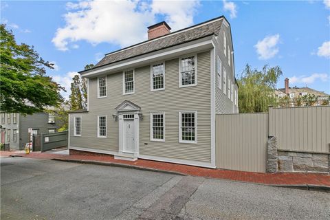 36 Church Street Newport RI 02840