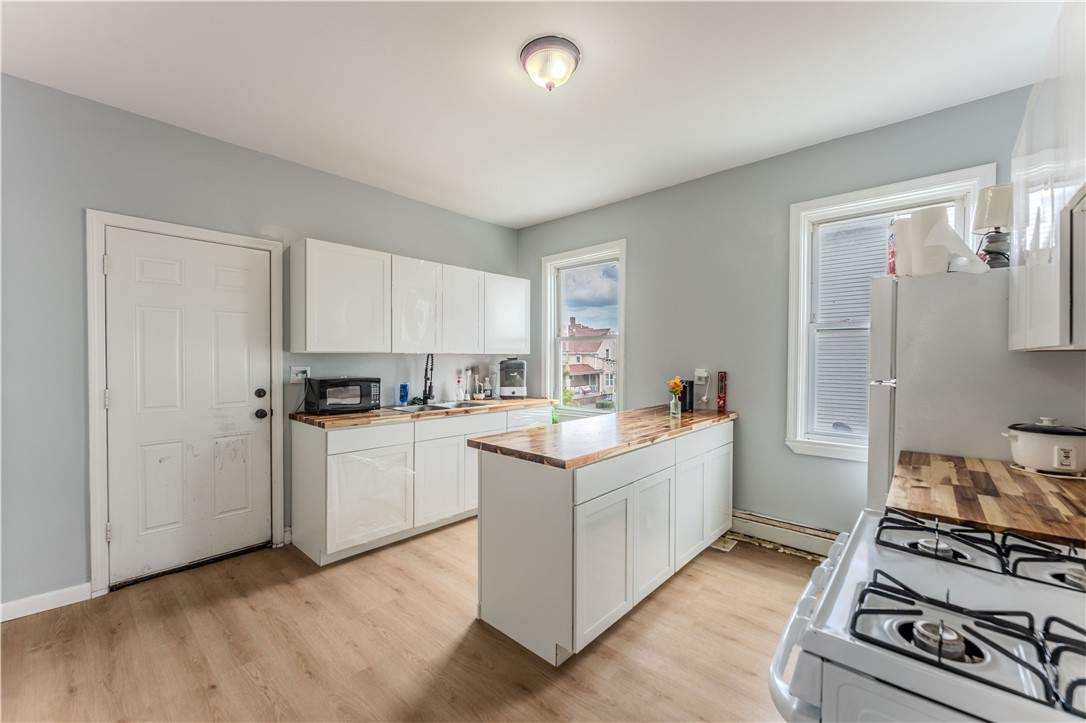 271 Union Avenue