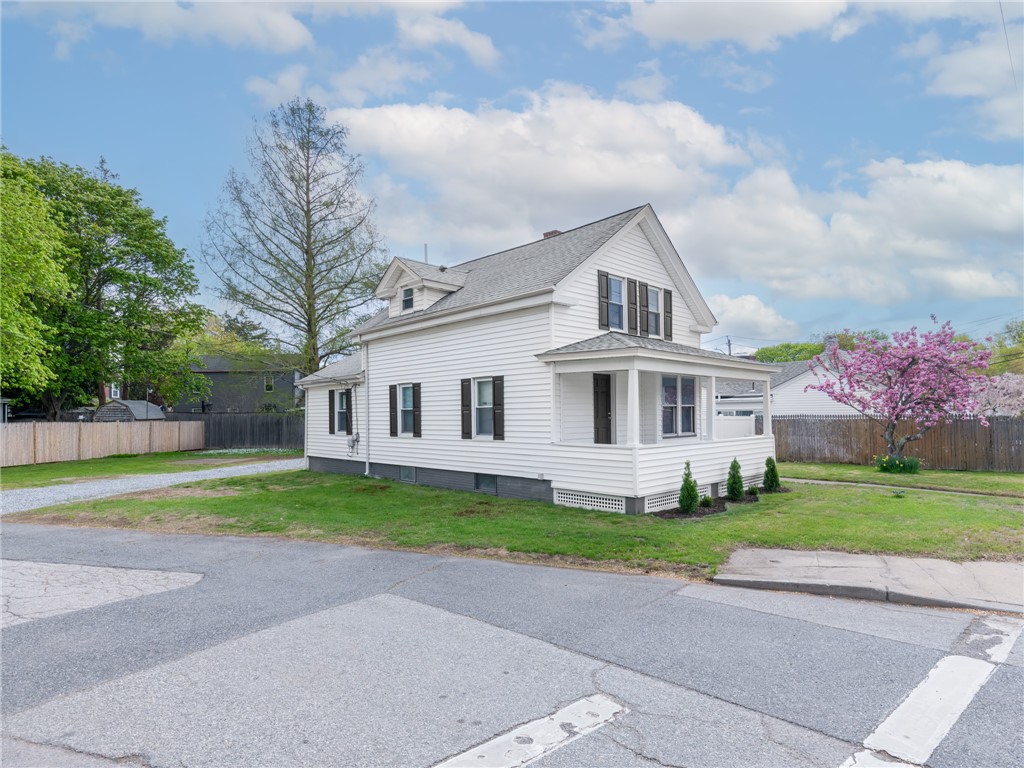 990 Pawtucket Avenue