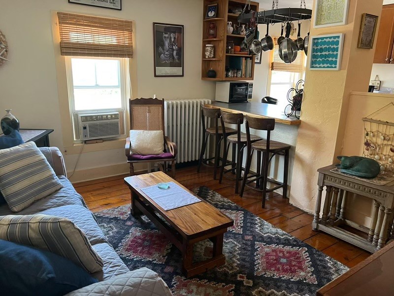 Newport, Rhode Island 02840, United States, 2 Bedrooms Bedrooms, ,2 BathroomsBathrooms,Residential,Active,19042