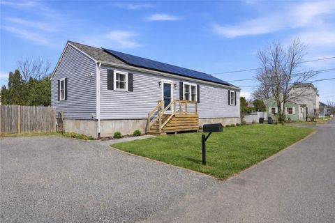 77 Walnut Street Portsmouth RI 02871