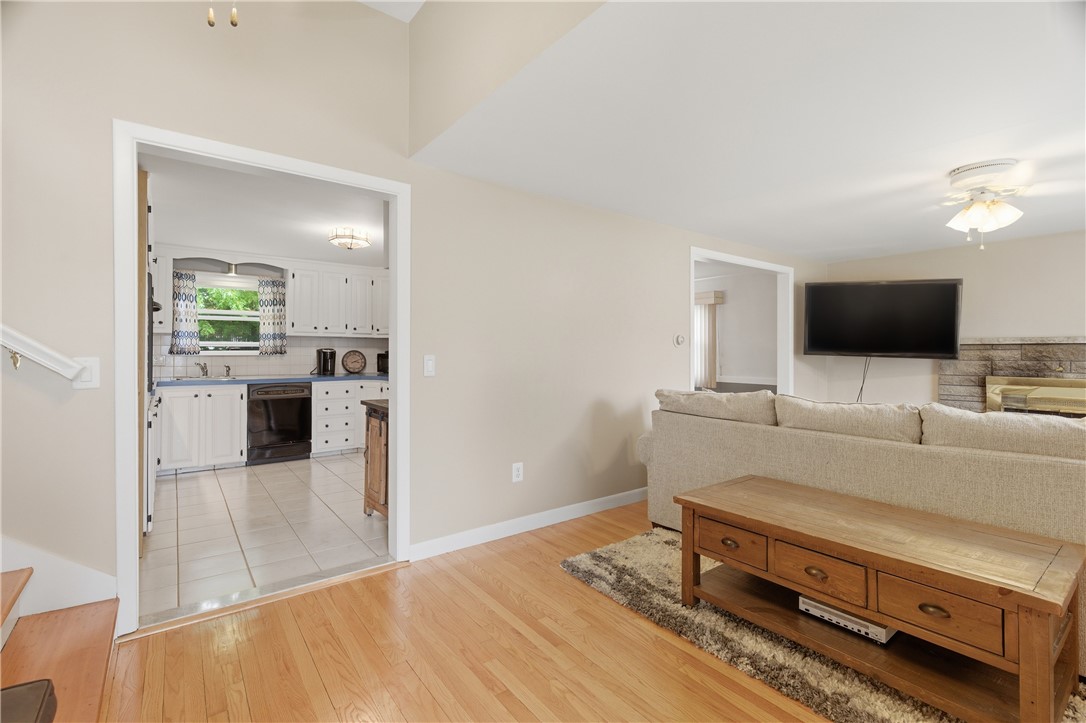 35 Superior View Boulevard