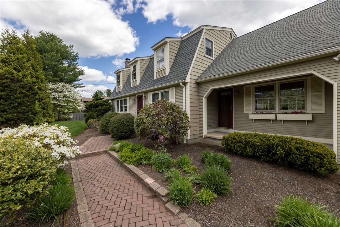 480 Comstock Parkway