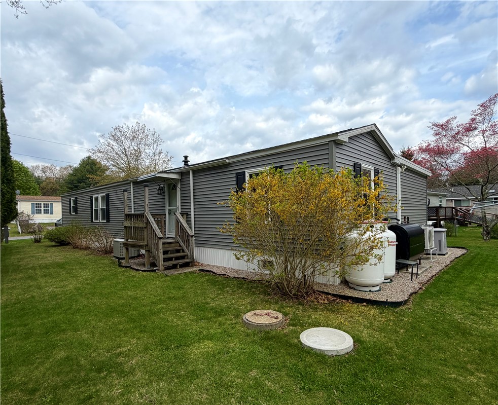 464 Gardiner Road #103