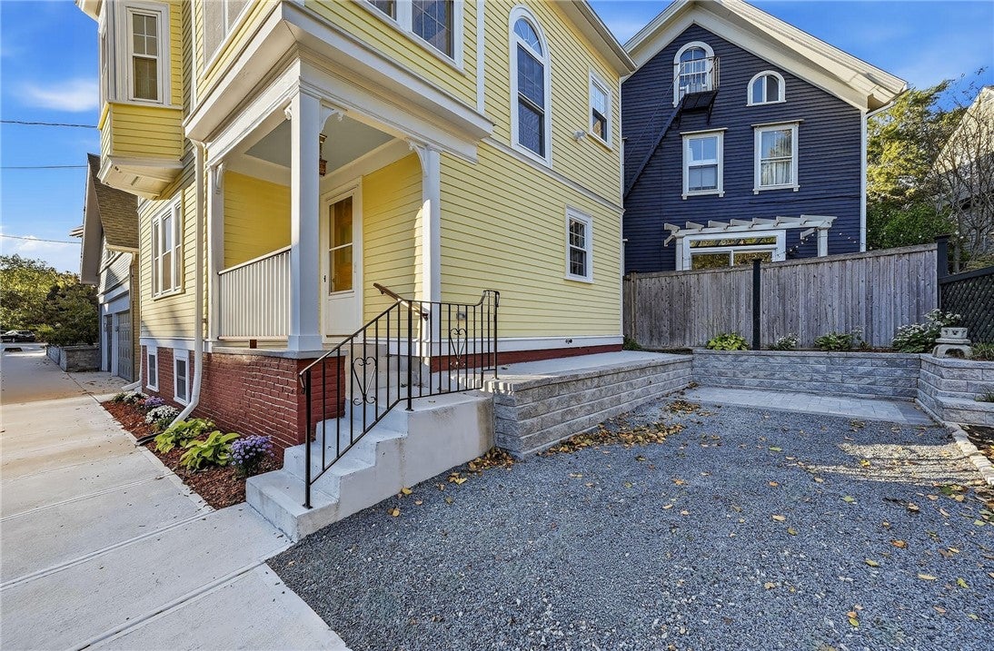 20 Nisbet Street