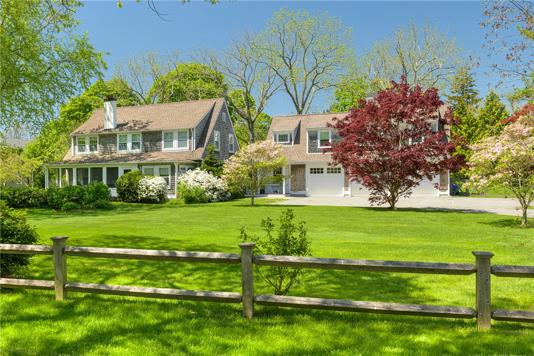 15 Rumstick Drive