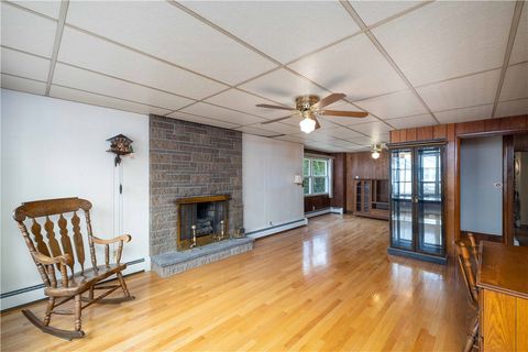 40 Centre Street East Providence RI 02916