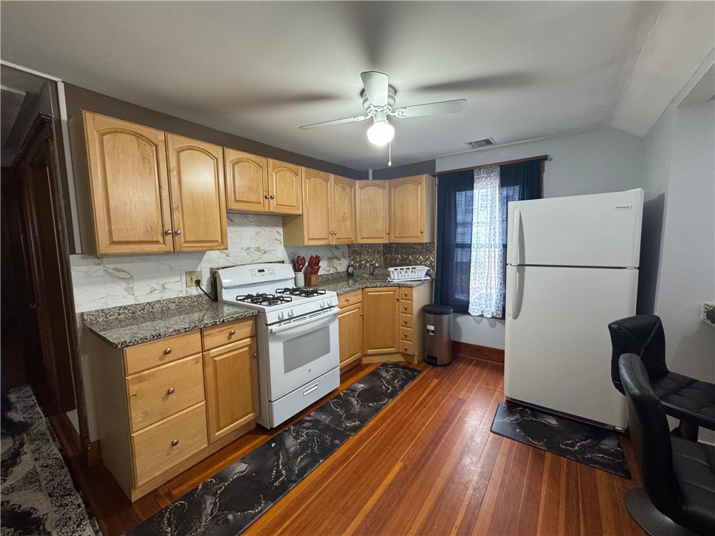 2 Brook Street 2