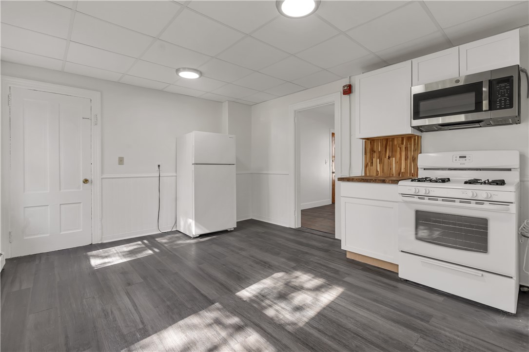 458 High Street 2-L