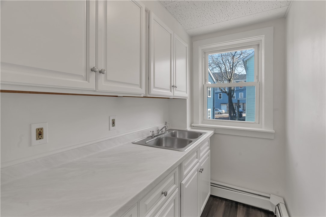 458 High Street 2-L