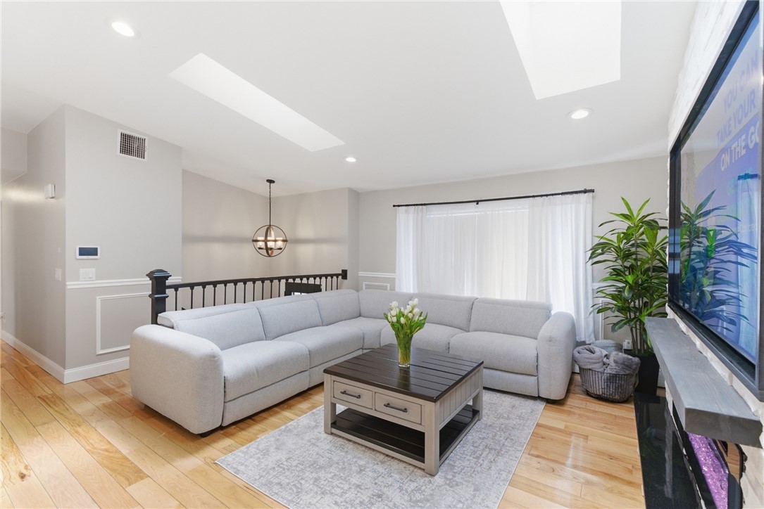48 Columbus Avenue