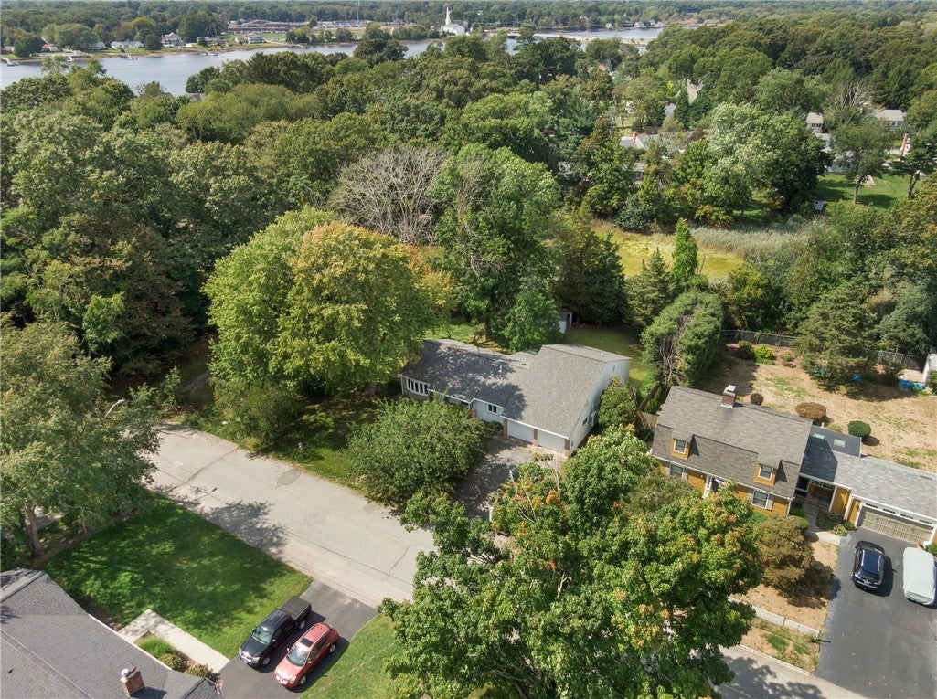14 Plymouth Drive