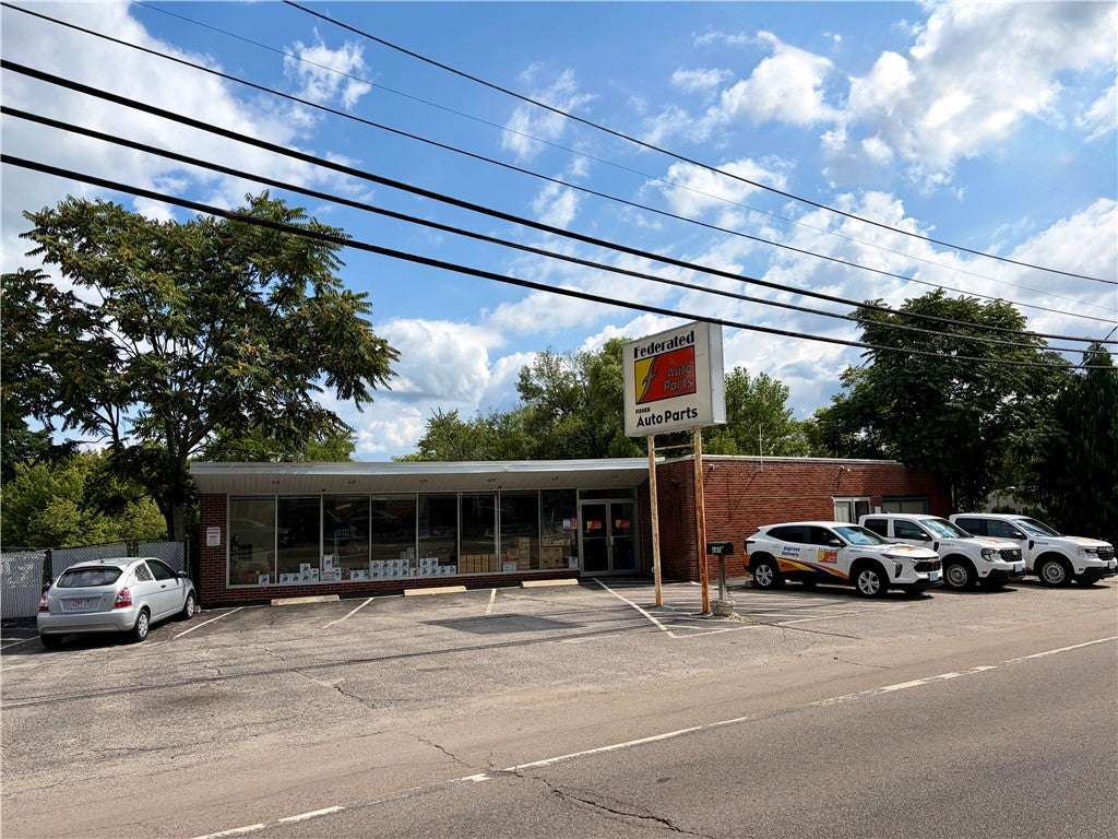 197 Putnam Pike