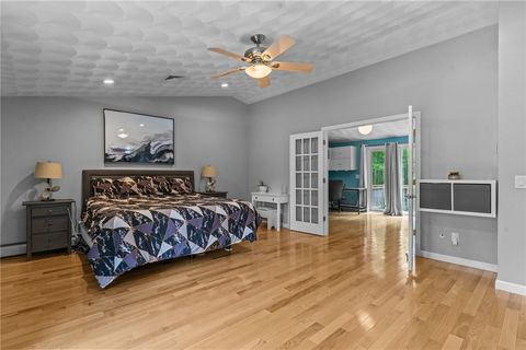 Single Family Residence in Coventry RI 264 Hope Furnace Road 14.jpg