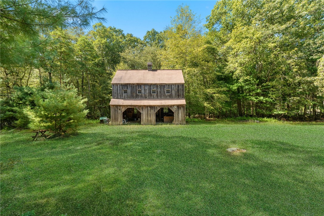 Richmond, Rhode Island 02892, United States, 3 Bedrooms Bedrooms, ,2 BathroomsBathrooms,Residential,Active,246721