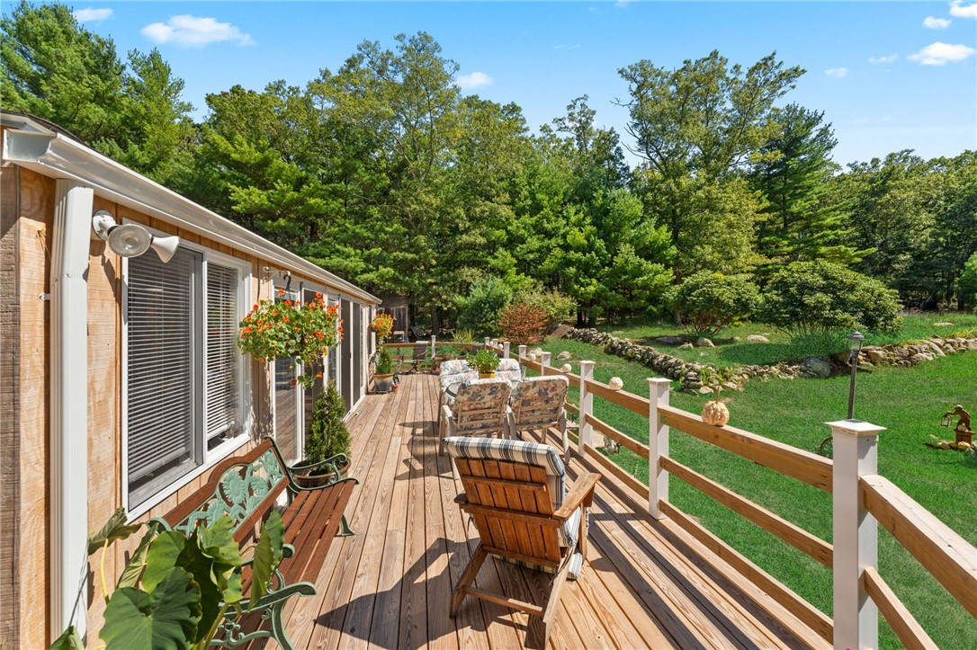 Richmond, Rhode Island 02892, United States, 3 Bedrooms Bedrooms, ,2 BathroomsBathrooms,Residential,Active,246721