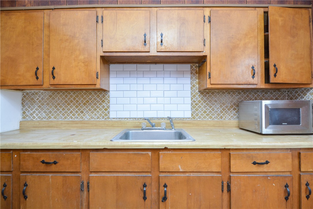 Central Falls, Rhode Island 02863, United States, 5 Bedrooms Bedrooms, ,3 BathroomsBathrooms,Residential,Active,153078