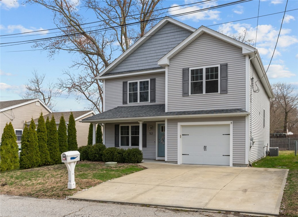 Warwick, Rhode Island 02889, United States, 3 Bedrooms Bedrooms, ,3 BathroomsBathrooms,Residential,Active,100040