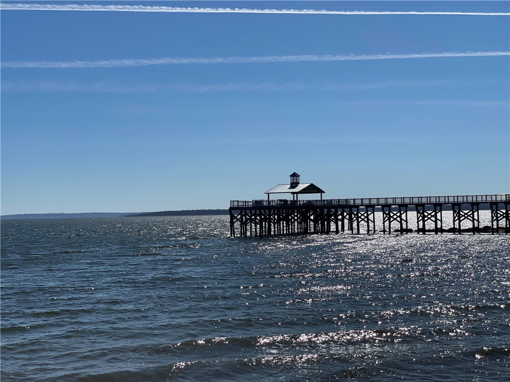 Warwick, Rhode Island 02889, United States, 3 Bedrooms Bedrooms, ,3 BathroomsBathrooms,Residential,Active,100040