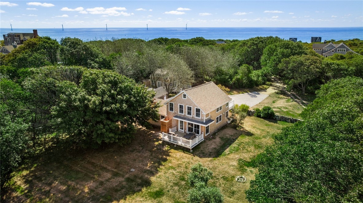 804 Mohegan Trail