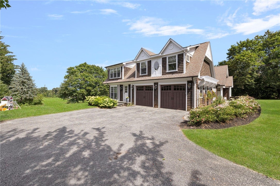 543 Woonsocket Hill Road