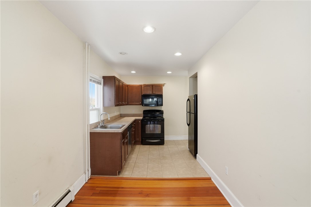 8 Mann Avenue